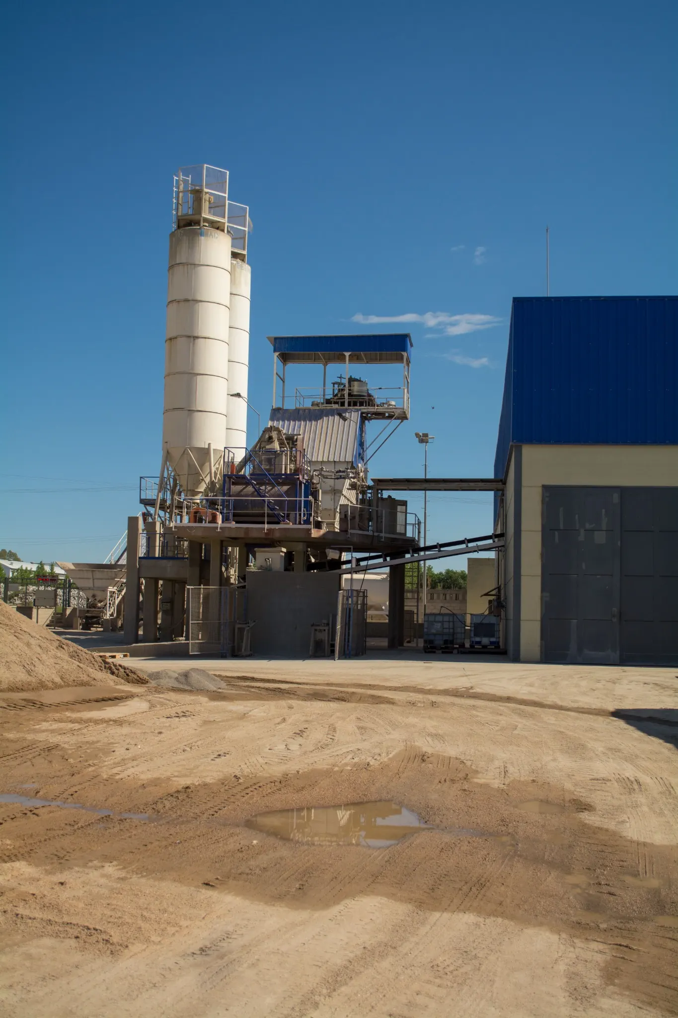 Central de dosagem e produção de concreto usinado